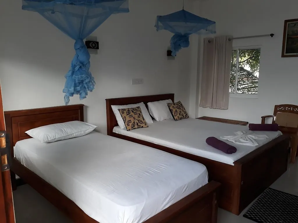 Gasthuis Anna Tourist Inn Negombo